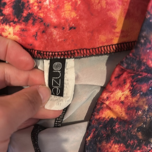 Onzie Galaxy Print Hot Yoga Legging S/M Tights Full Length - Picture 3 of 7